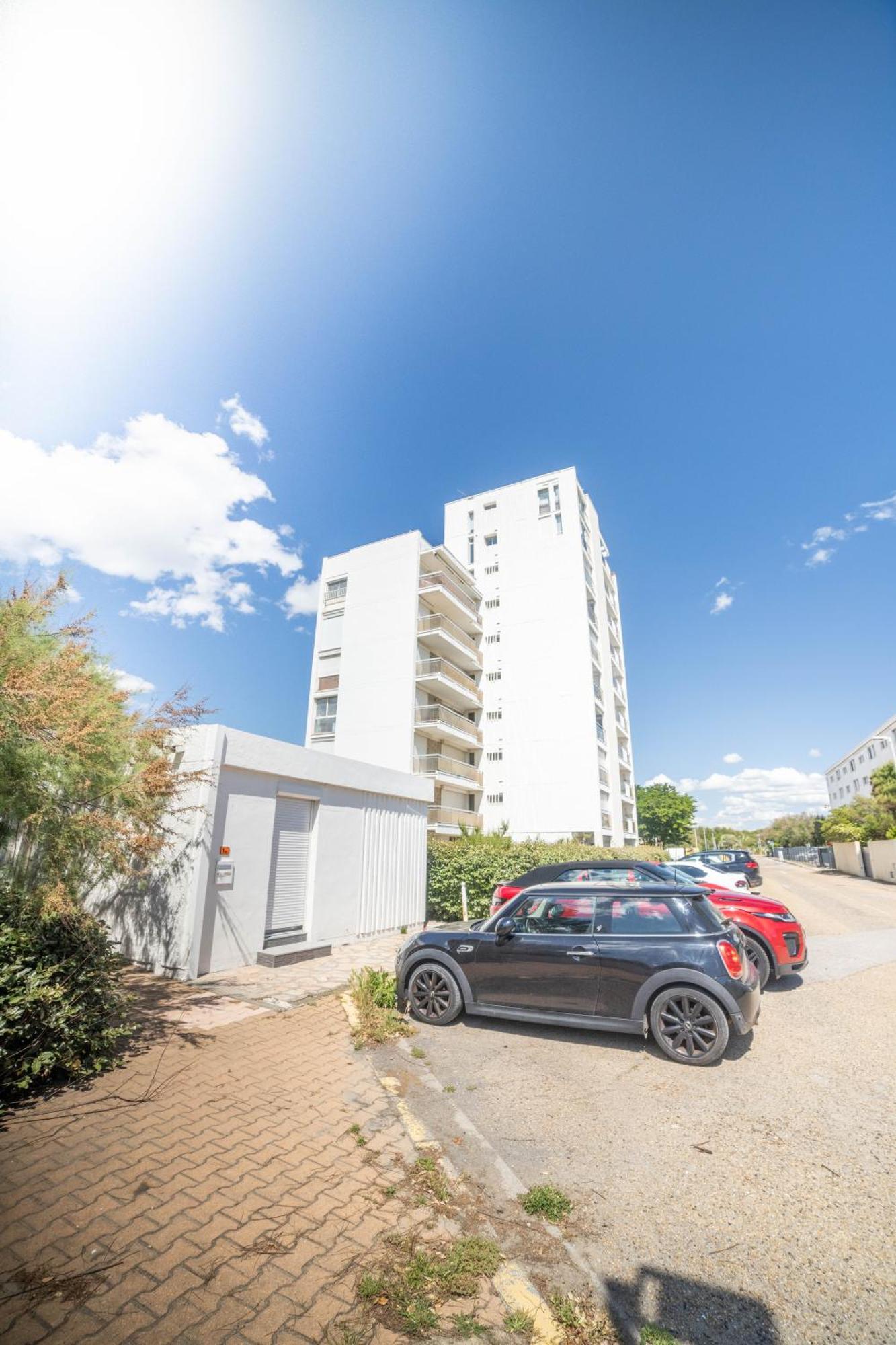 Le Calderini Appart - Face Plage Wifi Et Park Gratuit Calme - Resid Le Surcouf -Top Pros Servicesconciergerie La Grande Motte Exteriér fotografie
